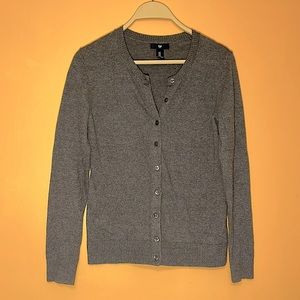 GAP cardigan